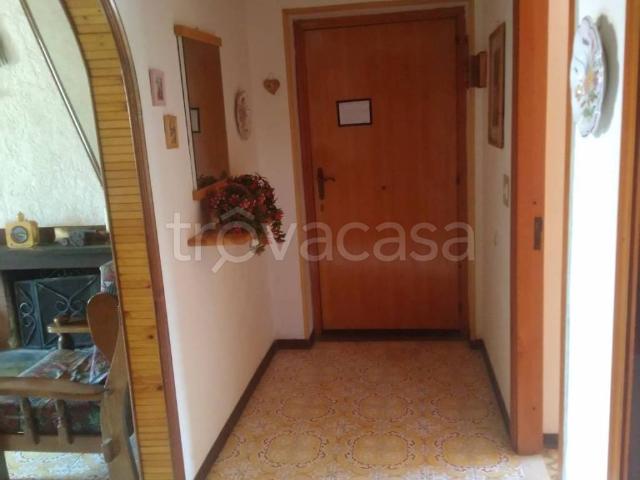 Appartamento in in affitto da privato a Roccamonfina via Campomarino, 16, da privato TrovaCasa