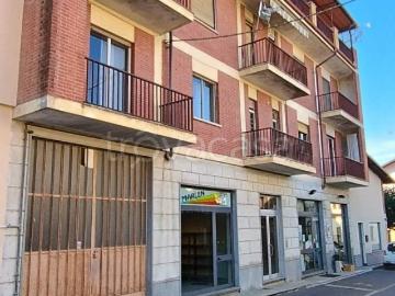 Appartamento in in affitto da privato a Rocchetta Tanaro via Nicola Sardi, 48, da privato, balcone TrovaCasa