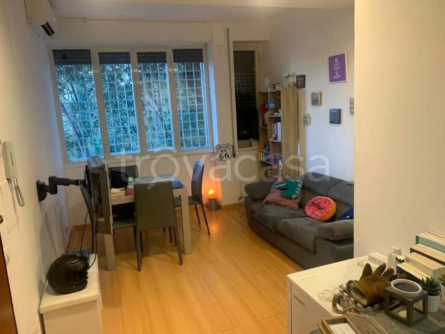 Appartamento in in affitto da privato a Roma via Courmayeur, 34, da privato, vicinanze negozi, zona residenziale TrovaCasa