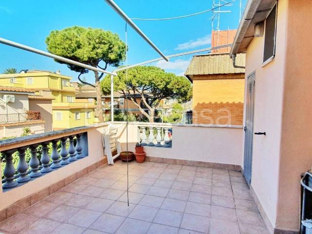Appartamento in in affitto da privato a Roma via Casalecchio di Reno, 27, da privato, lavatrice, lavastoviglie TrovaCasa