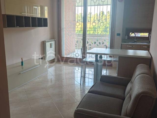Appartamento in in affitto da privato a Roma via Alberto Moravia, 112, arredato, terrazzo, da privato TrovaCasa