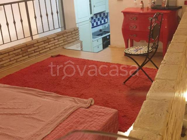 Appartamento in in affitto da privato a Roma via della Lungaretta, 1, arredato, da privato, ingresso indipendente TrovaCasa