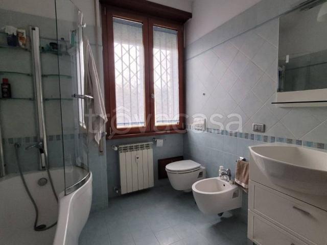 Appartamento in in affitto da privato a Roma via Raffaello Giovagnoli, 25, arredato, da privato, ascensore TrovaCasa