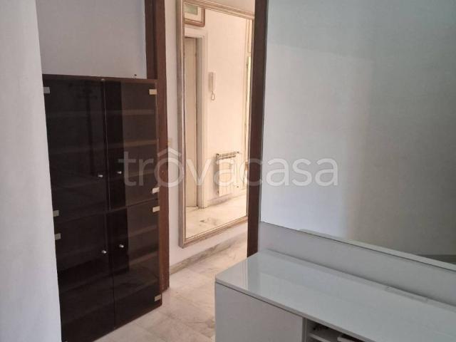 Appartamento in in affitto da privato a Roma viale Cortina d'Ampezzo, 99, da privato, ascensore, doppia esposizione TrovaCasa