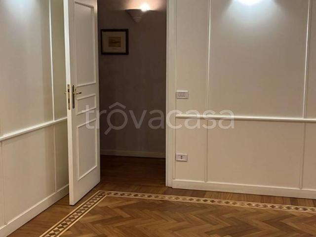 Appartamento in in affitto da privato a Roma viale della Tecnica, 183, giardino, posto auto, da privato TrovaCasa