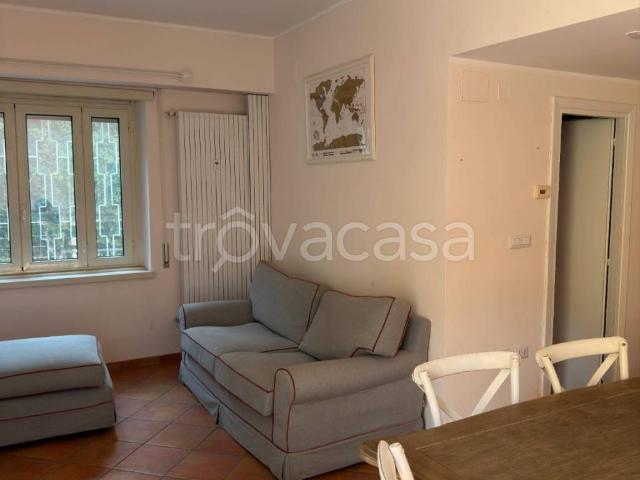 Appartamento in in affitto da privato a Roma viale delle Mura Gianicolensi, 86, giardino, da privato, sala da pranzo TrovaCasa