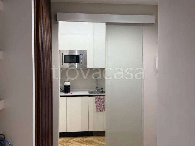 Appartamento in in affitto da privato a Roma viale Liegi, 30, arredato, da privato, luminoso TrovaCasa