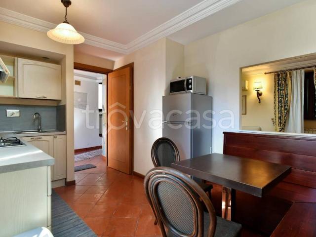 Casa Indipendente in in affitto da privato a Roma, arredato, giardino privato, da privato TrovaCasa