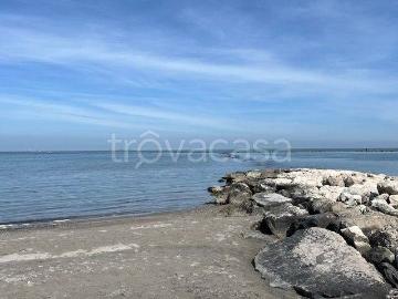 Appartamento in in affitto da privato a Ravenna viale Marco Valerio Marziale, terrazzo, da privato, vicinanze negozi TrovaCasa