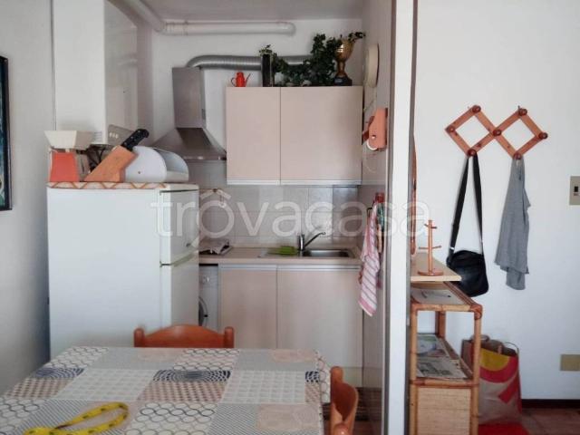 Appartamento in in affitto da privato a Ravenna viale Pietro Metastasio, 3, posto auto, da privato, balcone TrovaCasa