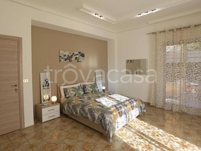Appartamento in in affitto da privato a Ragusa via Gaetano Schembri, 7, giardino, da privato, luminoso TrovaCasa