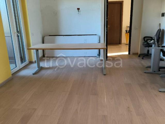 Appartamento in in affitto da privato a Renate via Concordia, 48, posto auto, da privato, nuova costruzione TrovaCasa
