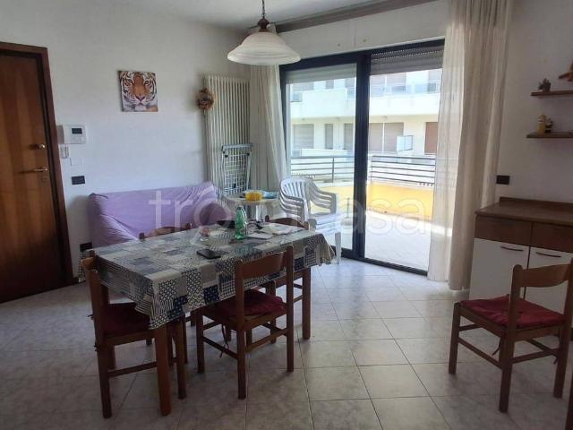 Appartamento in in affitto da privato a Rimini viale Cariddi, box, terrazzo, da privato TrovaCasa