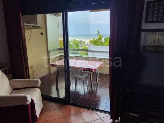 Appartamento in in affitto da privato a Rimini viale Cristoforo Colombo, 8, box, da privato, vista mare TrovaCasa