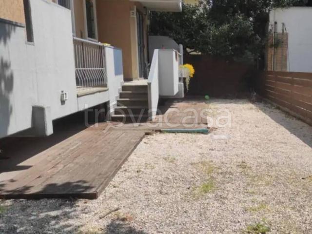 Appartamento in in affitto da privato a Rimini viale Giosuè Carducci, 32, arredato, giardino, da privato TrovaCasa