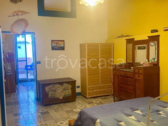 Appartamento in in affitto da privato a Riposto via San Sebastiano, 16, da privato, centrale, lavanderia TrovaCasa