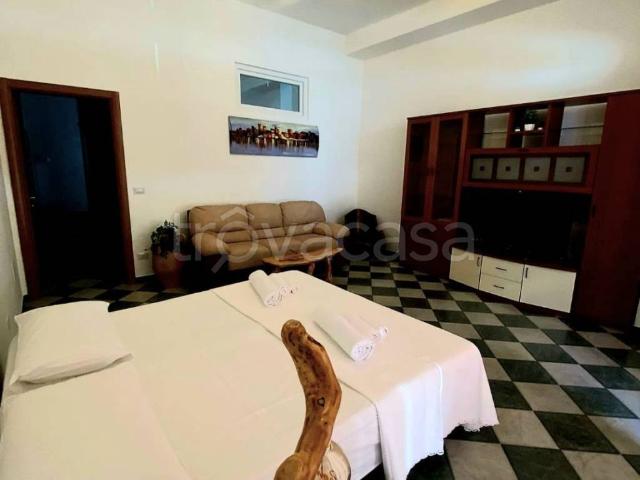 Appartamento in in affitto da privato a Ruffano via Don Luigi Sturzo, 5, da privato, lavanderia TrovaCasa