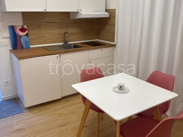 Appartamento in in affitto da privato a Taormina via Paternò di Biscari, 7, da privato, ristrutturato, centrale TrovaCasa