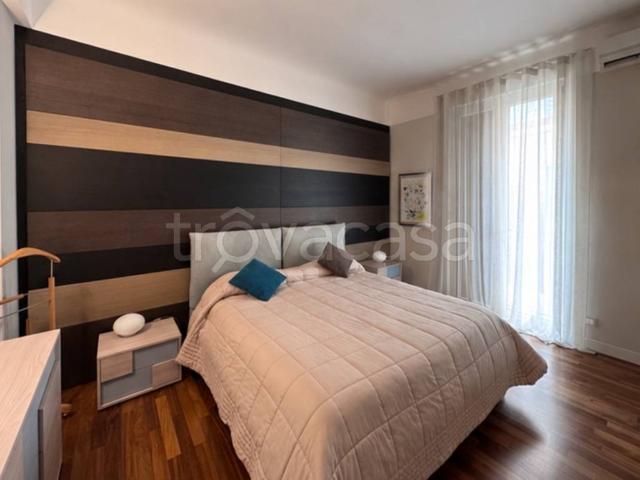 Appartamento in in affitto da privato a Taranto via Japigia, 4, da privato, ristrutturato, parquet TrovaCasa