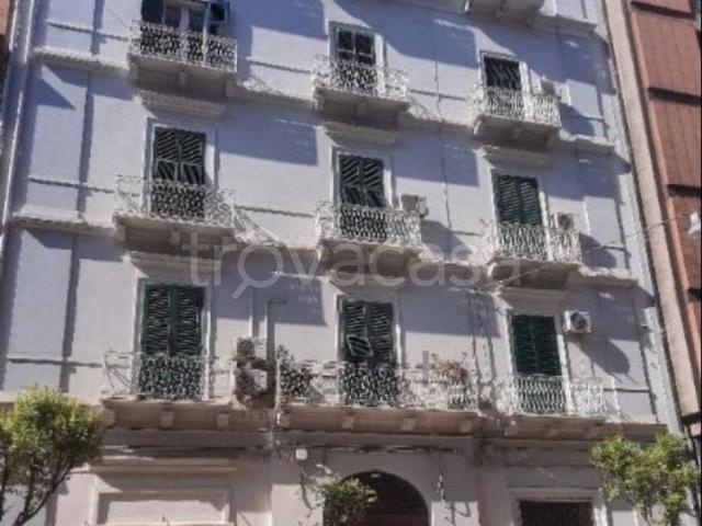 Appartamento in in affitto da privato a Taranto via Principe Amedeo, da privato, ascensore, ristrutturato TrovaCasa