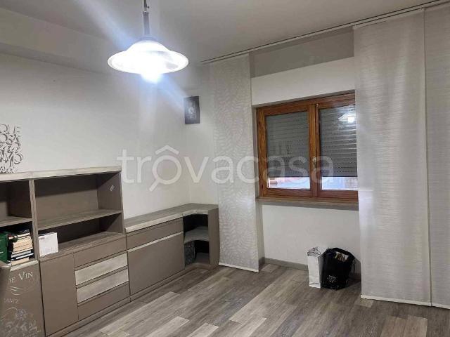 Appartamento in in affitto da privato a Teramo via Alfonso Cipollone, 23, terrazzo, da privato, vicinanze negozi TrovaCasa