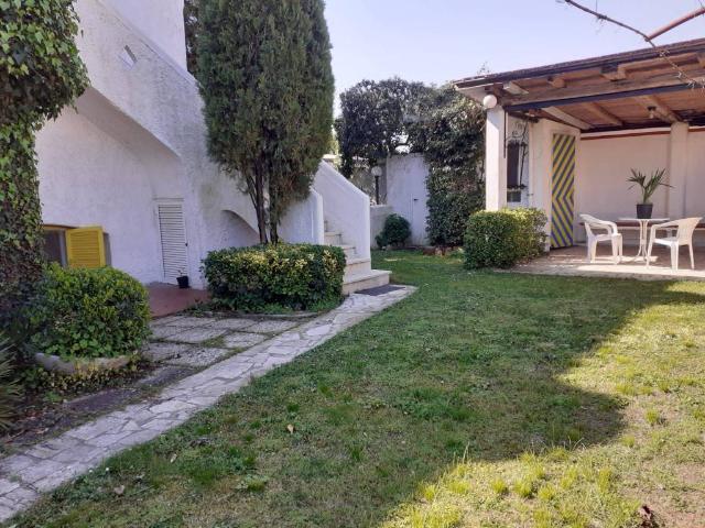 Appartamento in in affitto da privato a Terracina riva Delle Margherite, giardino, da privato, terrazzo abitabile/ampio TrovaCasa