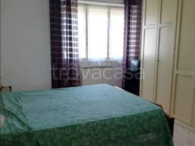 Appartamento in in affitto da privato a Terracina via Cristoforo Colombo, 44, da privato, centrale TrovaCasa