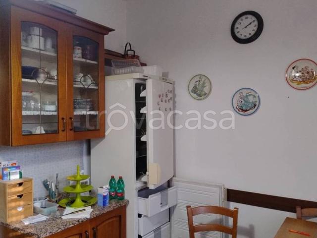 Appartamento in in affitto da privato a Tradate via Carlo Cattaneo, arredato, box, da privato TrovaCasa