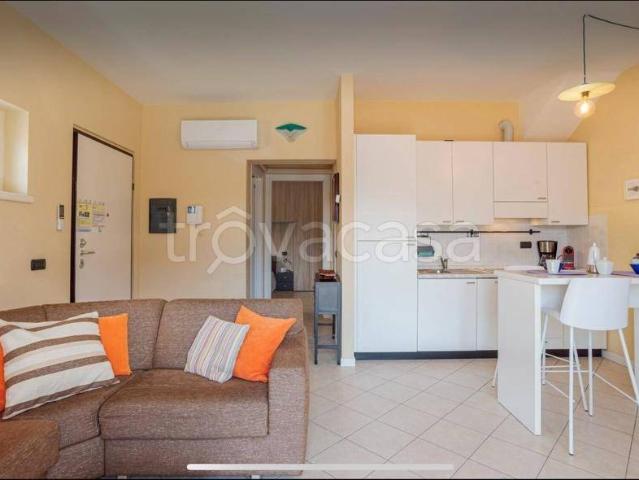 Appartamento in in affitto da privato a Tremezzina via Statale, box, da privato, lavatrice TrovaCasa