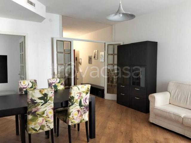 Appartamento in in affitto da privato a Trento via Zara, 12, arredato, da privato, ascensore TrovaCasa