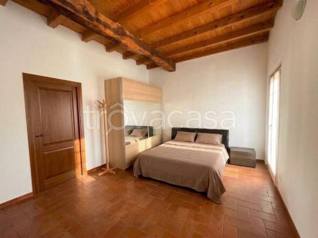 Appartamento in in affitto da privato a Treviglio viale del Partigiano, da privato, contesto signorile, cucina a vista TrovaCasa