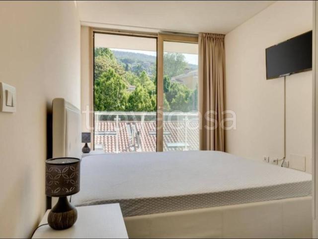 Appartamento in in affitto da privato a Trieste viale Miramare, 109, da privato, piscina TrovaCasa