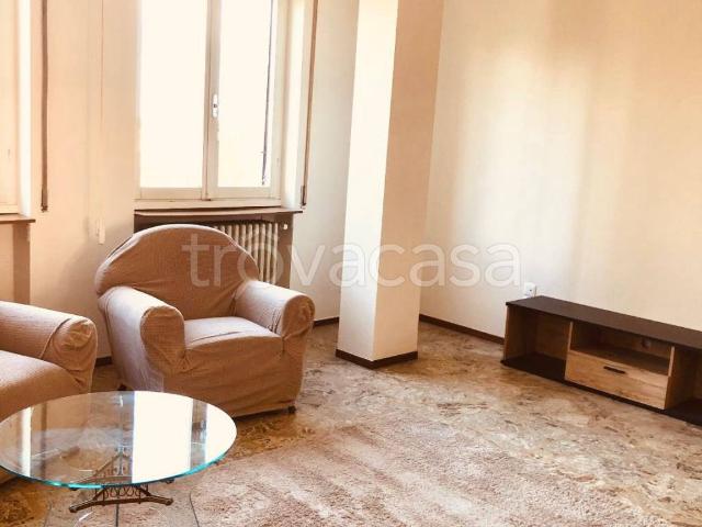 Appartamento in in affitto da privato a Voghera corso Fratelli Rosselli, 40, box, da privato, ascensore TrovaCasa
