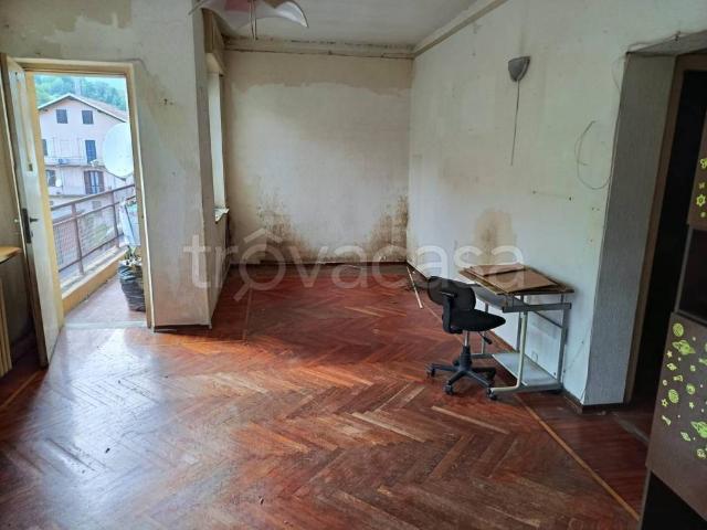 Appartamento in in affitto da privato a Valdilana frazione Falcero, 15, da privato, spese incluse, ripostiglio TrovaCasa