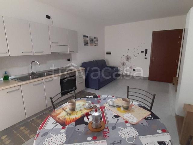 Appartamento in in affitto da privato a Valeggio sul Mincio via Giovanni Falcone, 17, box, terrazzo, da privato TrovaCasa