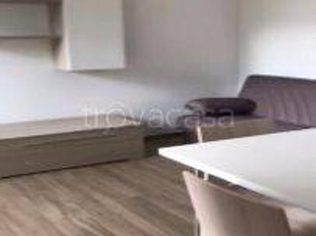 Appartamento in in affitto da privato a Varese via Monte Generoso, 19, box, da privato, ristrutturato TrovaCasa