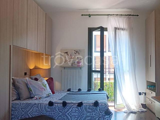 Appartamento in in affitto da privato a Varese viale Padre Gian Battista Aguggiari, 62, arredato, terrazzo, da privato TrovaCasa