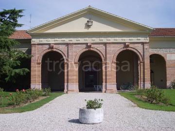 Appartamento in in affitto da privato a Vedelago via Corriva, 10, da privato, piscina TrovaCasa