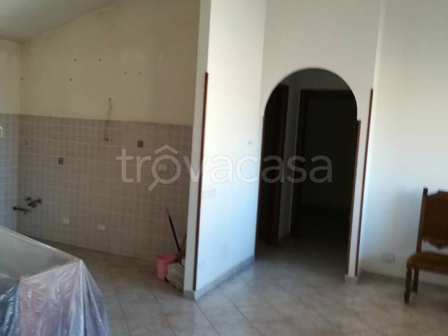 Appartamento in in affitto da privato a Vejano via Gorgoglione, snc, da privato, centrale, luminoso TrovaCasa
