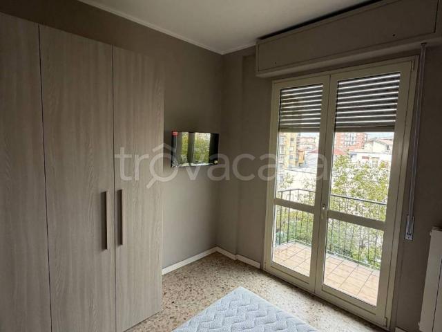 Appartamento in in affitto da privato a Vercelli corso Bormida, 24, arredato, terrazzo, da privato TrovaCasa