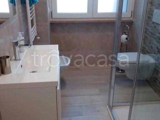 Appartamento in in affitto da privato a Verona via Monte Ortigara, 2, da privato, lavatrice TrovaCasa
