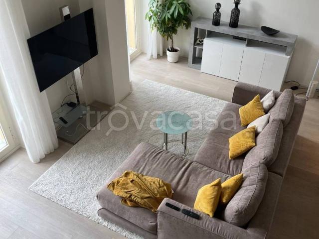 Appartamento in in affitto da privato a Viareggio viale Daniele Manin, posto auto, da privato, nuova costruzione TrovaCasa