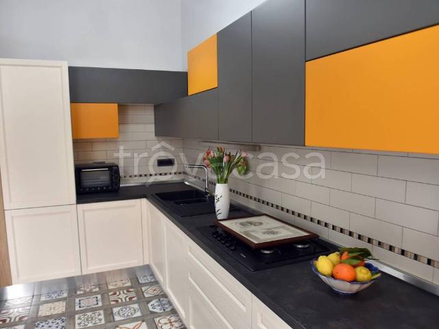 Appartamento in in affitto da privato a Vietri sul Mare rione Ponte, 19, da privato, ristrutturato, balcone TrovaCasa