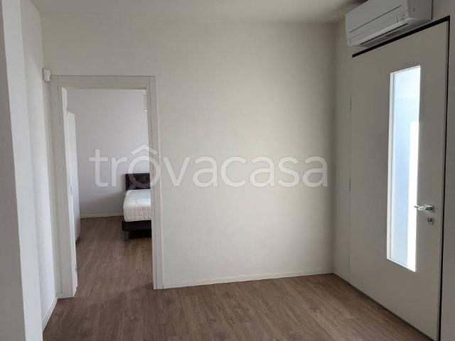 Appartamento in in affitto da privato a Villafranca Padovana via Giacomo Balla, 2, arredato, box, terrazzo TrovaCasa