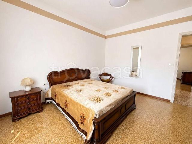 Appartamento in in affitto da privato a Zogno via Centro, 18, arredato, da privato, giardino condominiale TrovaCasa