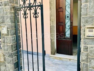 Appartamento in in affitto da privato ad Aci Castello via Firenze, 63, da privato, caminetto, luminoso TrovaCasa
