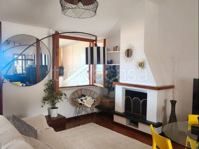 Appartamento in in affitto da privato ad Aci Castello via Litteri, 90, arredato, da privato, vista mare TrovaCasa