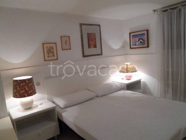 Appartamento in in affitto da privato ad Aci Castello via Livorno, 118, da privato, angolo cottura, doppi servizi TrovaCasa