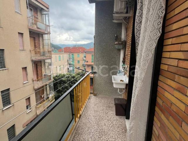 Appartamento in in affitto da privato ad Albisola Superiore corso Giuseppe Mazzini, 64, giardino, da privato, ristrutturato TrovaCasa