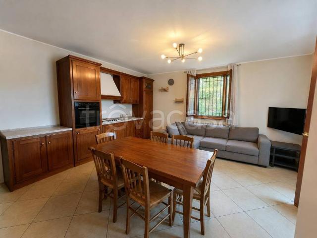 Appartamento in in affitto da privato ad Almenno San Salvatore via Adamello, 2A, box, terrazzo, da privato TrovaCasa